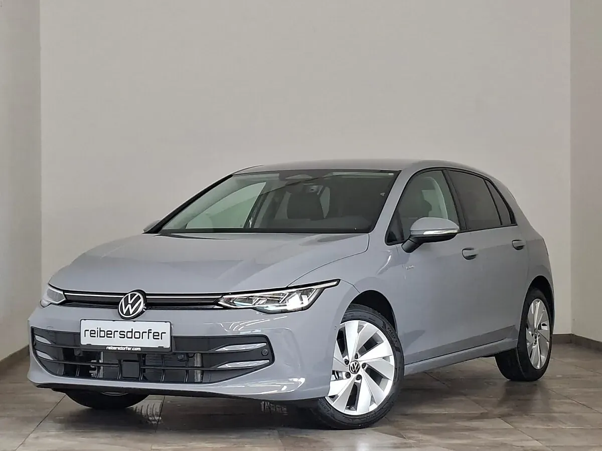 Volkswagen Golf 2026 photo 2