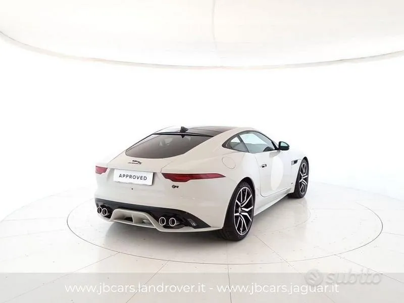 Jaguar F-Type 2025 photo 2