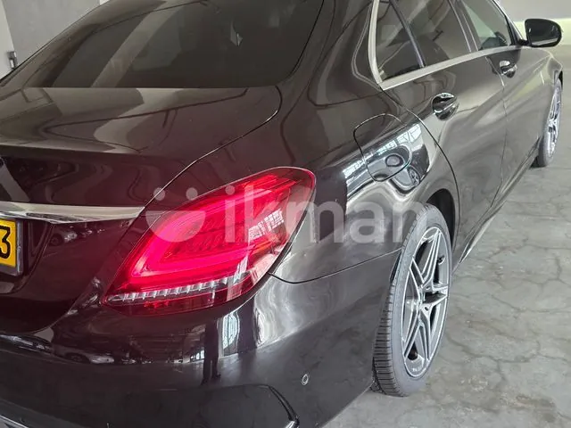 Mercedes-Benz C200 2020 photo 4