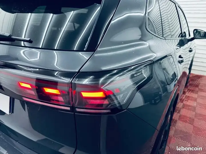 Volkswagen Tiguan 2024 photo 5