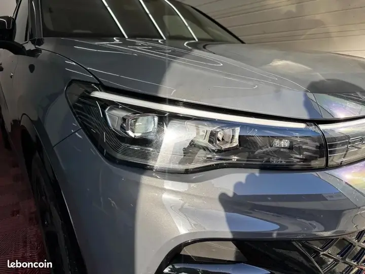Volkswagen Tiguan 2024 photo 4