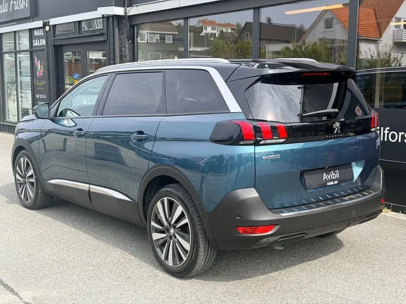 Peugeot 5008 2018 photo 3
