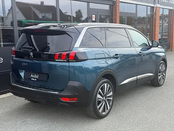 Peugeot 5008 2018 photo 5