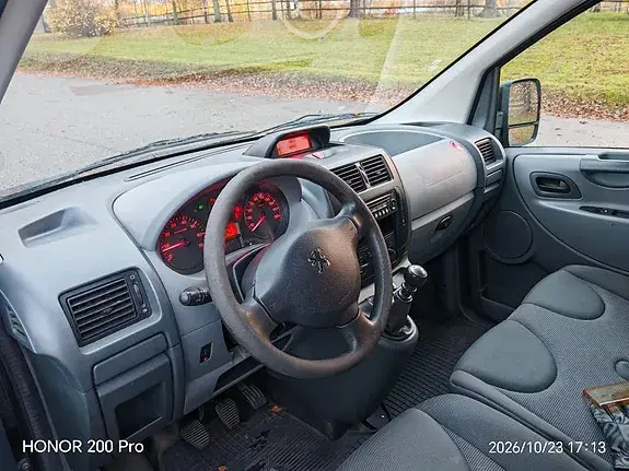 Peugeot Expert 2012 photo 4