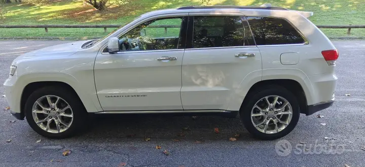 Jeep Grand Cherokee 2013 photo 3