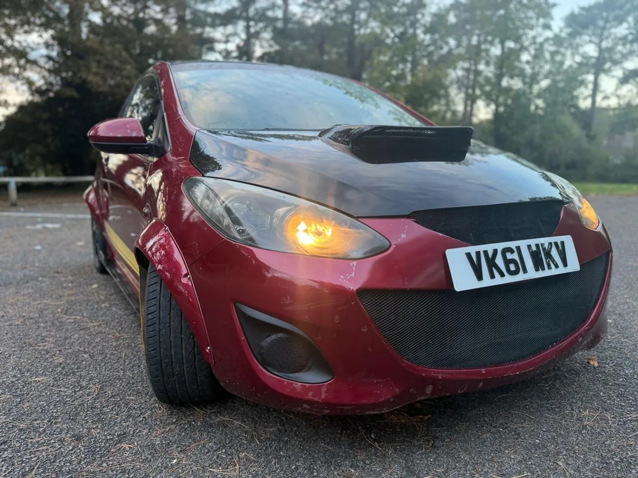 Mazda Mazda2 2011 photo 2