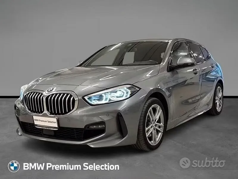 BMW 1 Series 2023 photo 2