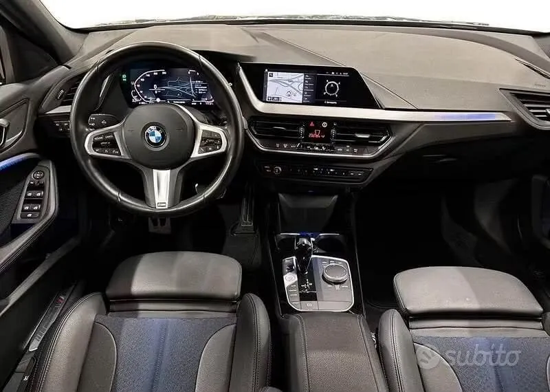BMW 1 Series 2023 photo 5