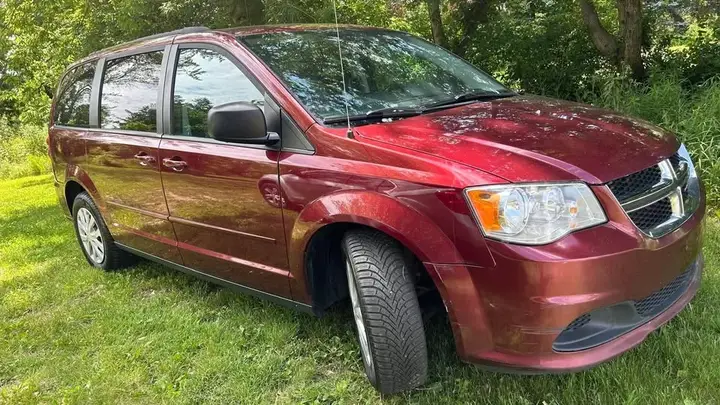 Dodge Grand Caravan 2016 photo 3