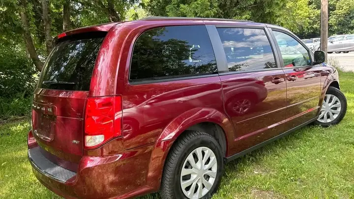 Dodge Grand Caravan 2016 photo 4