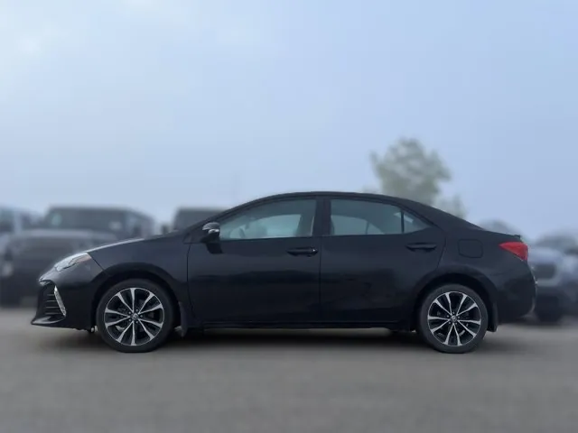 Toyota Corolla 2017 photo 2