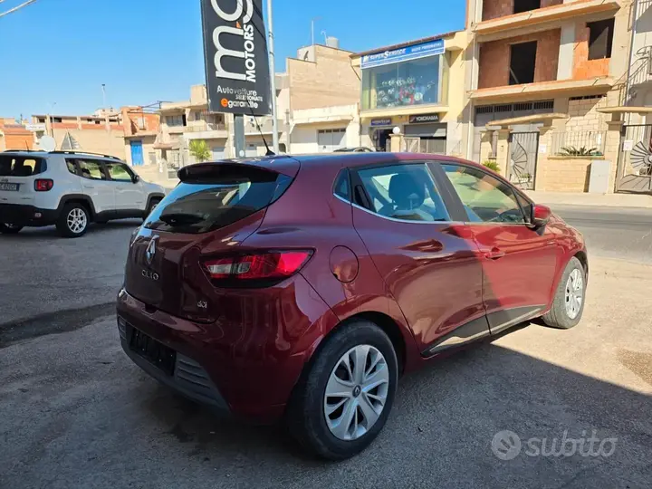 Renault Clio 2017 photo 2