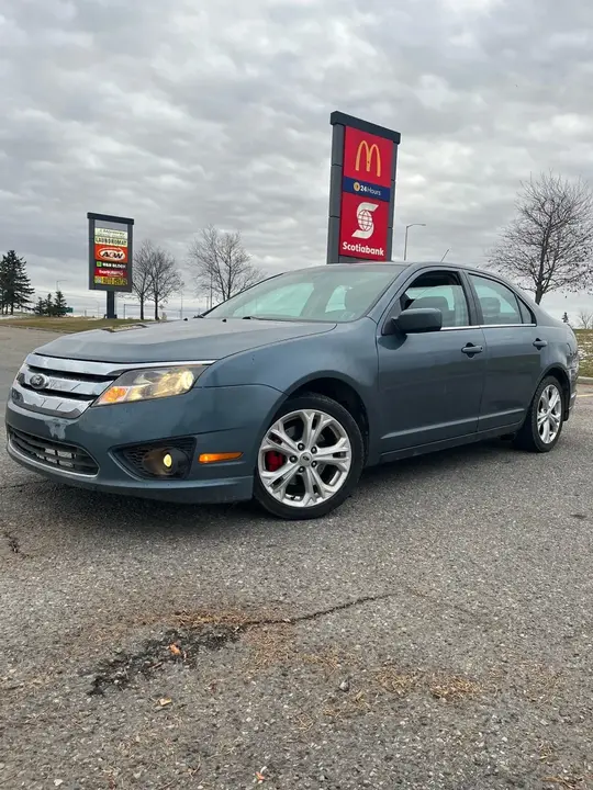 Ford Fusion 2012 photo 2