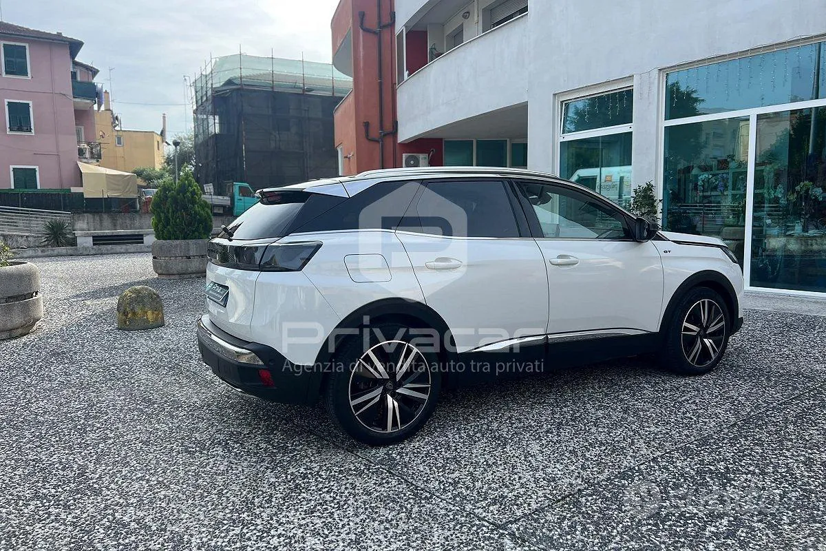 Peugeot 3008 2022 photo 5