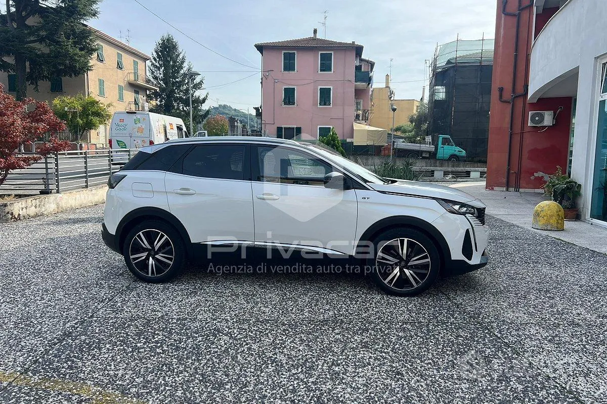 Peugeot 3008 2022 photo 4