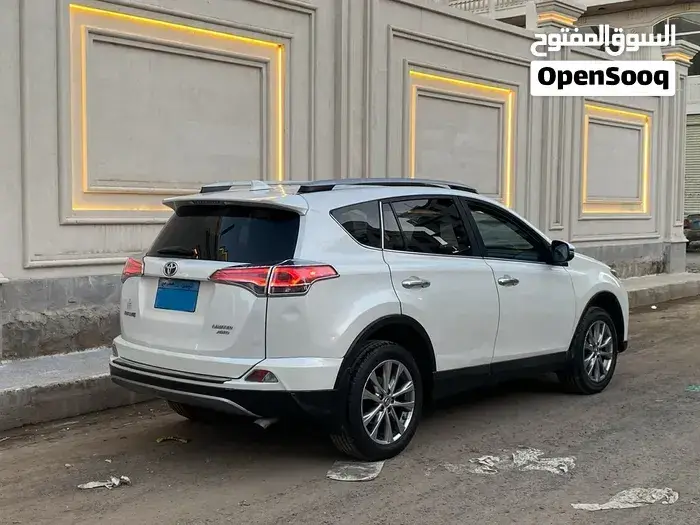 Toyota Rav4 2018 photo 2