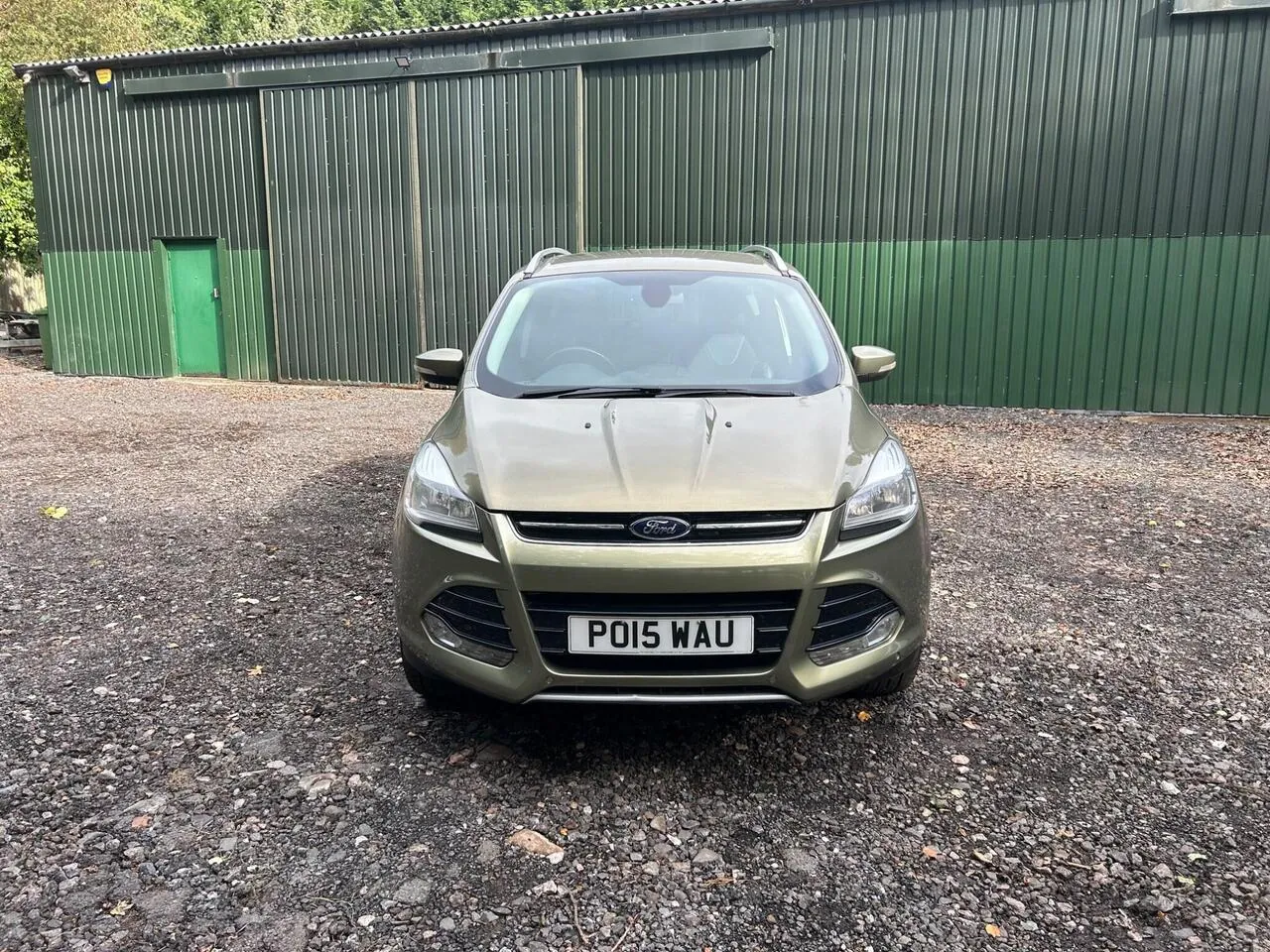 Ford Kuga 2015 photo 2