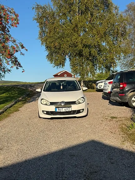 Volkswagen Golf Vi 2012 photo 2