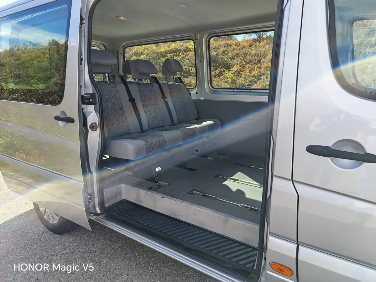 Volkswagen Crafter 2009 photo 3