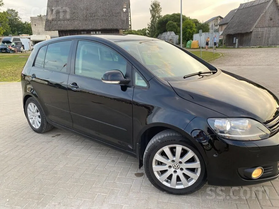 Volkswagen Golf Plus 2011 photo 3