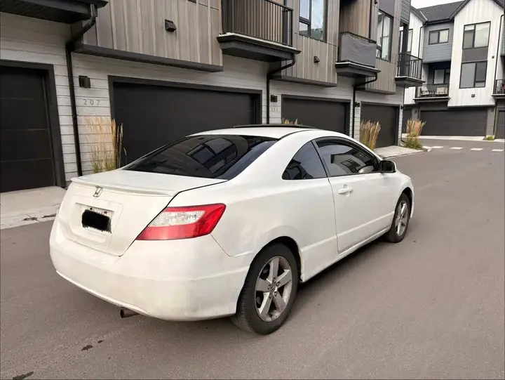 Honda Civic 2007 photo 4