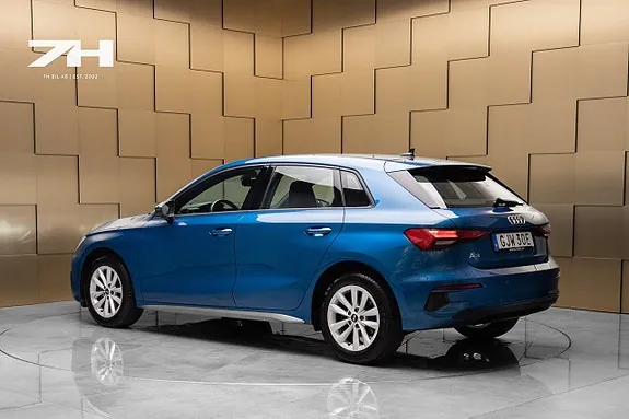 Audi A3 2023 photo 3