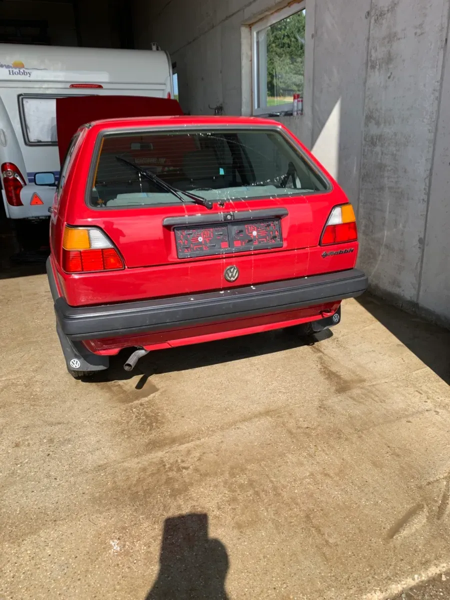 Volkswagen Golf 1990 photo 2