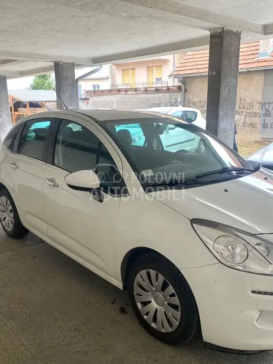 Citroen C3 2014 photo 2