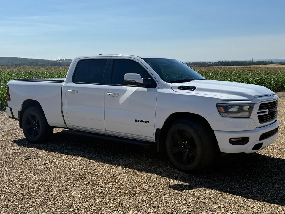 Ram 1500 2023 photo 3