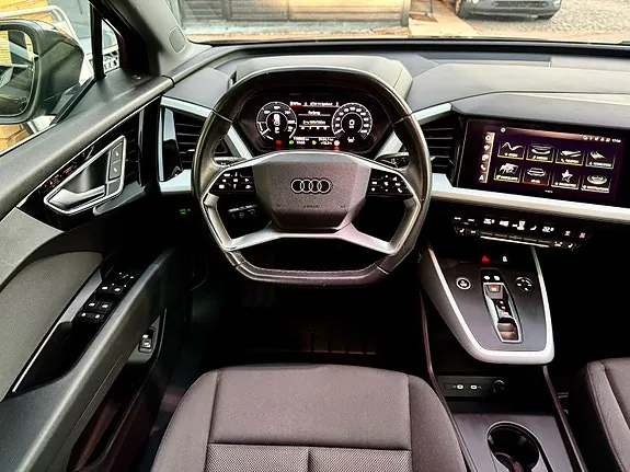Audi Q4 E-Tron 2023 photo 5