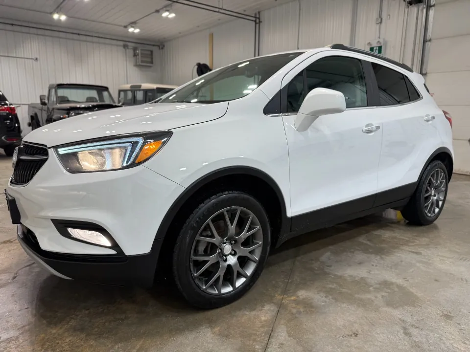 Buick Encore 2020 photo 2