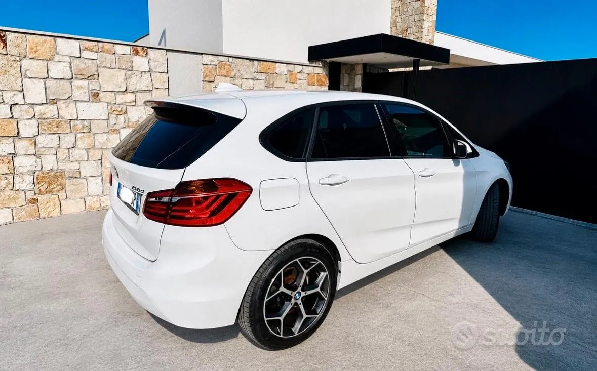BMW 2 Series 2019 photo 2