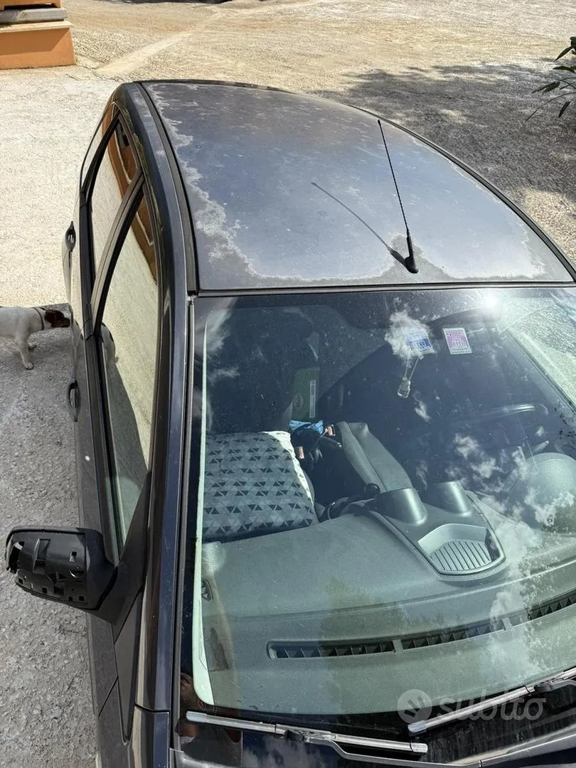Ford Fiesta 2006 photo 4
