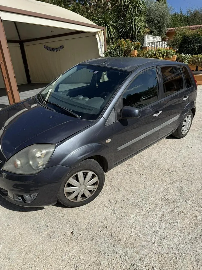 Ford Fiesta 2006 photo 3