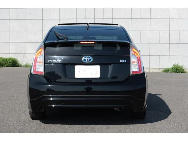 Toyota Prius 2014 photo 5