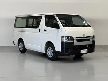 Toyota Hiace 2026 photo 2