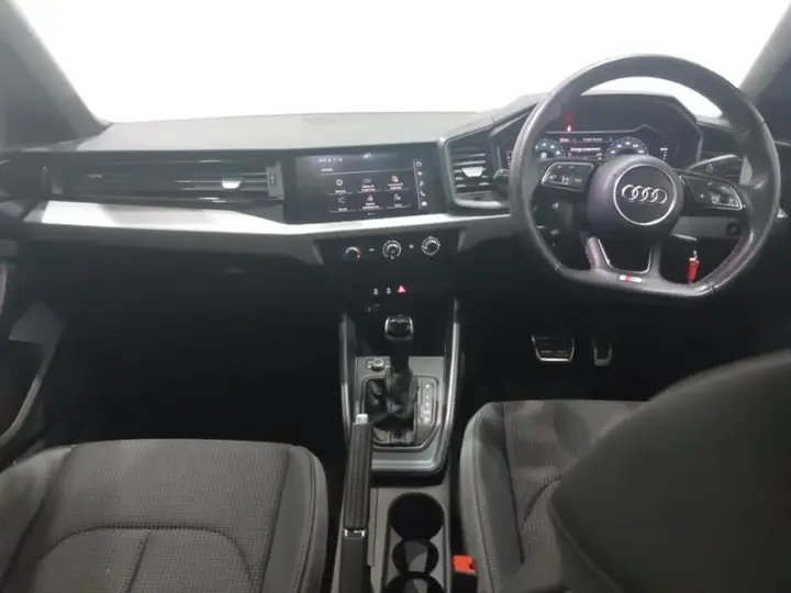 Audi A1 2022 photo 3