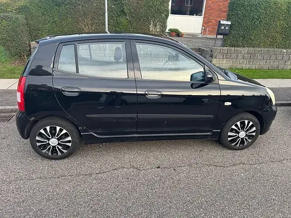 Kia Picanto 2004 photo 3