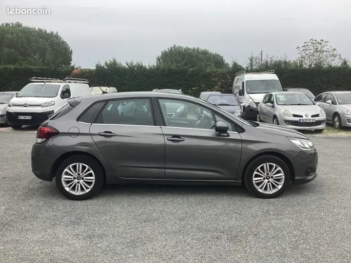 Citroen C4 2016 photo 4