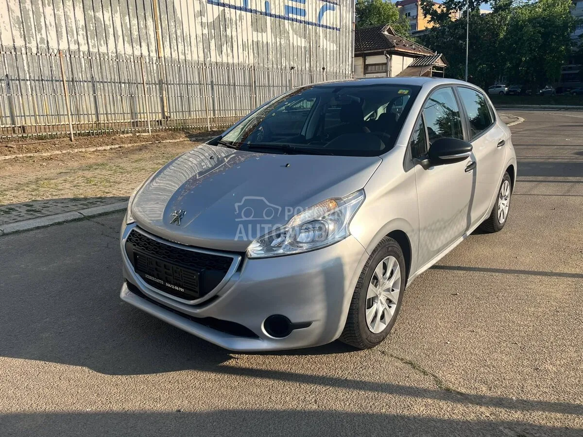 Peugeot 208