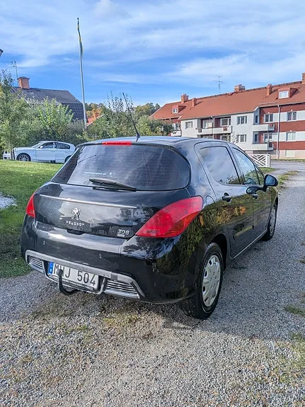 Peugeot 308 2012 photo 3