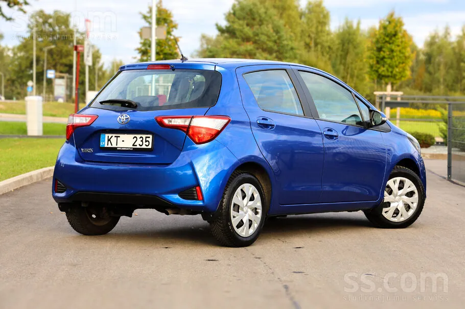 Toyota Yaris 2017 photo 4