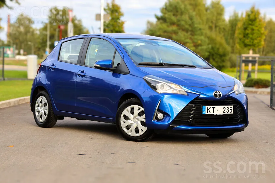 Toyota Yaris 2017 photo 3