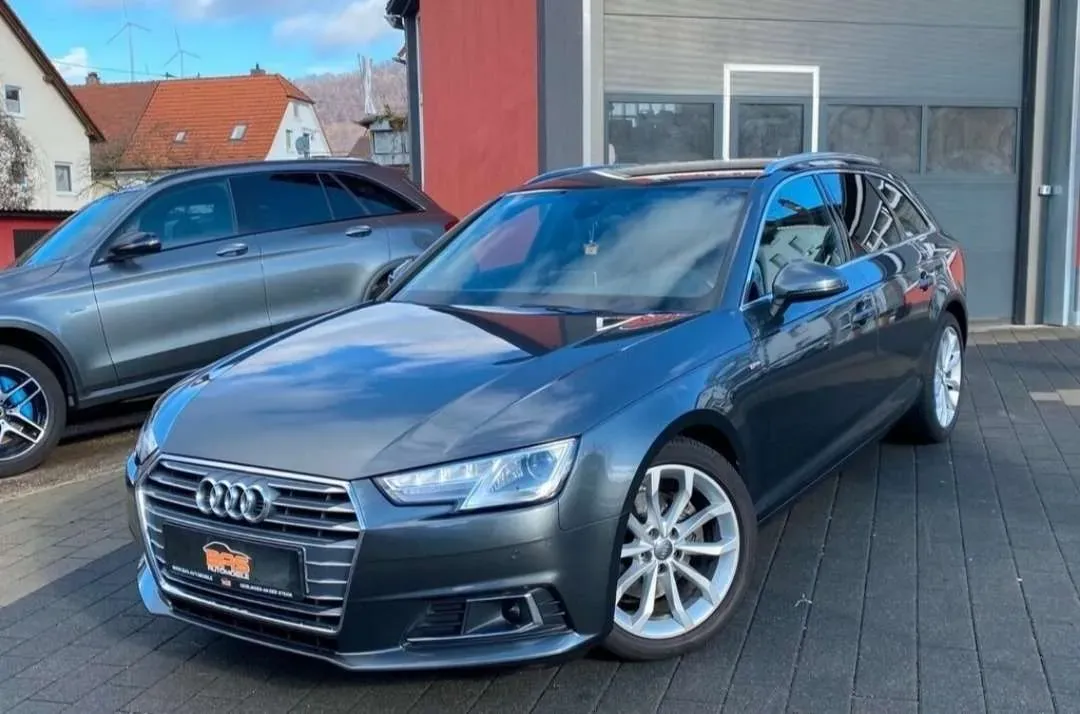 Audi A4 2018 photo 2