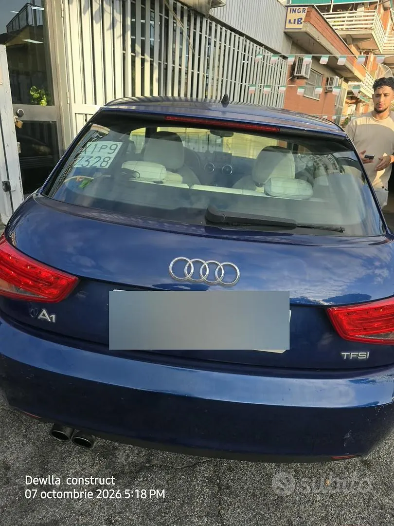 Audi A1 2010 photo 4