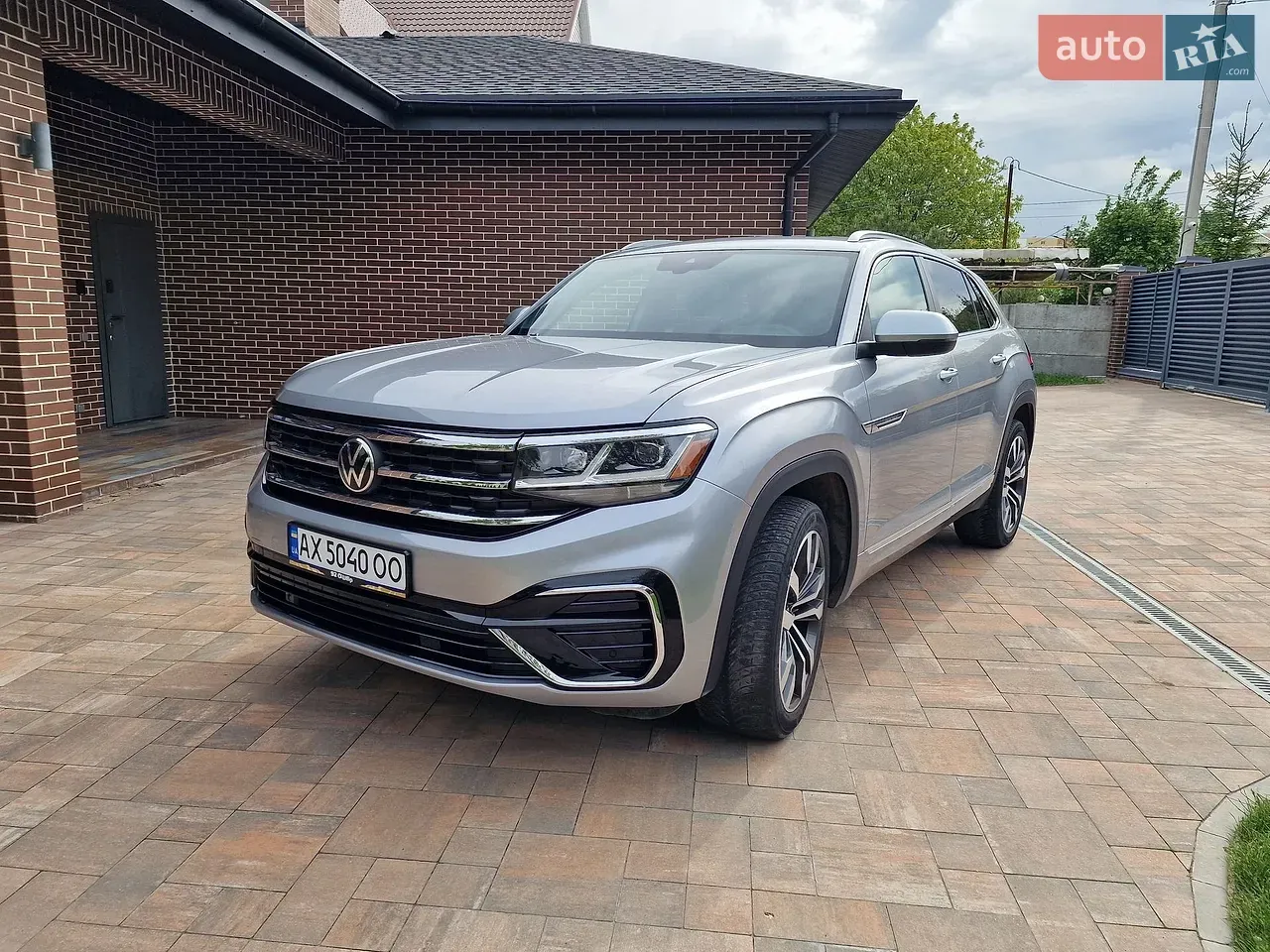 Volkswagen Atlas Cross Sport