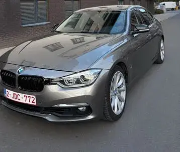 BMW 330E