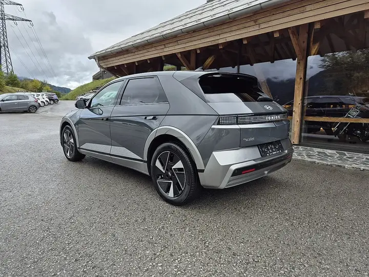 Hyundai Ioniq 5 2026 photo 3