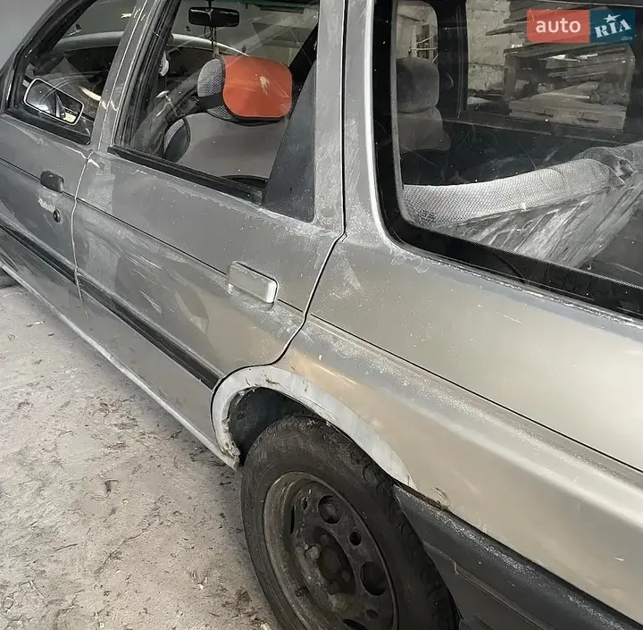 Ford Escort 1993 photo 5