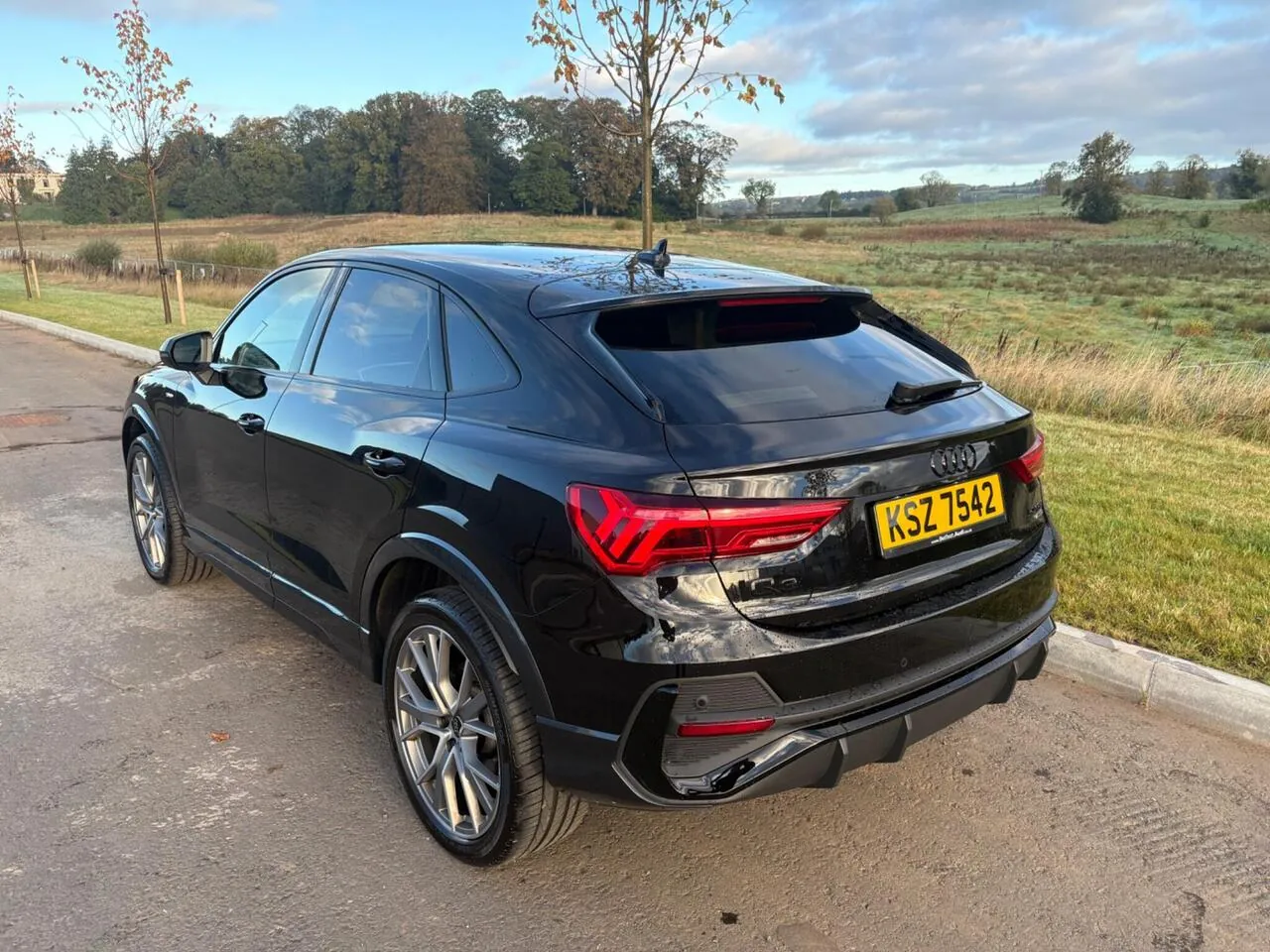 Audi Q3 2024 photo 3